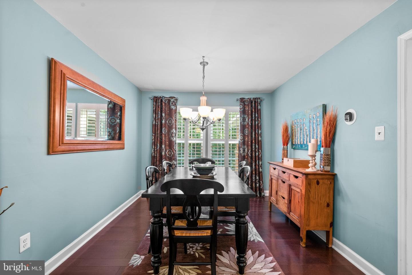 519 Inglewood Road photo 6