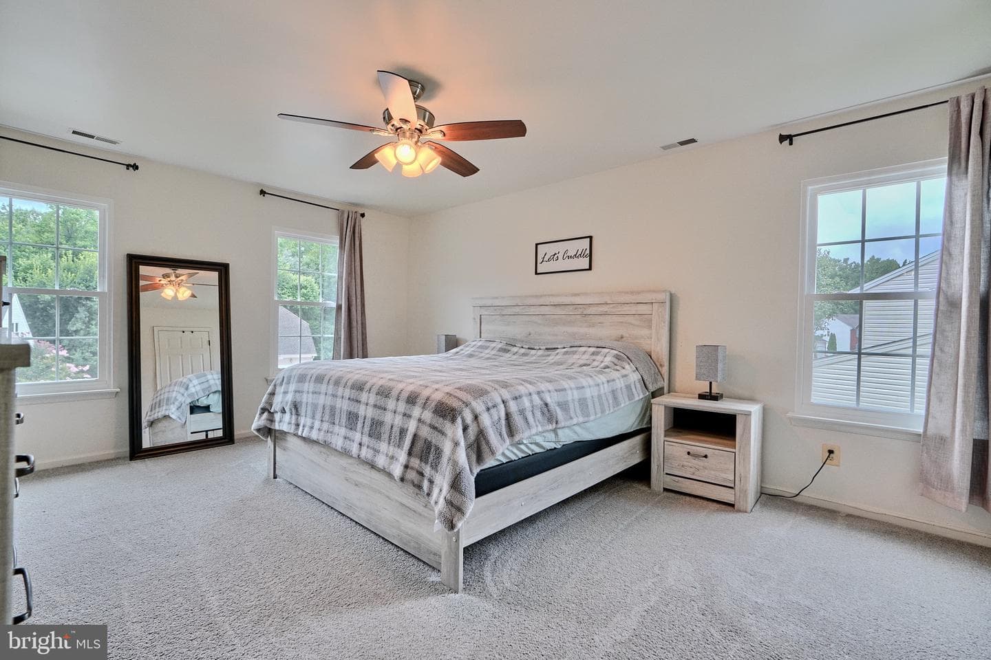 4302 Foxglove Court photo 17