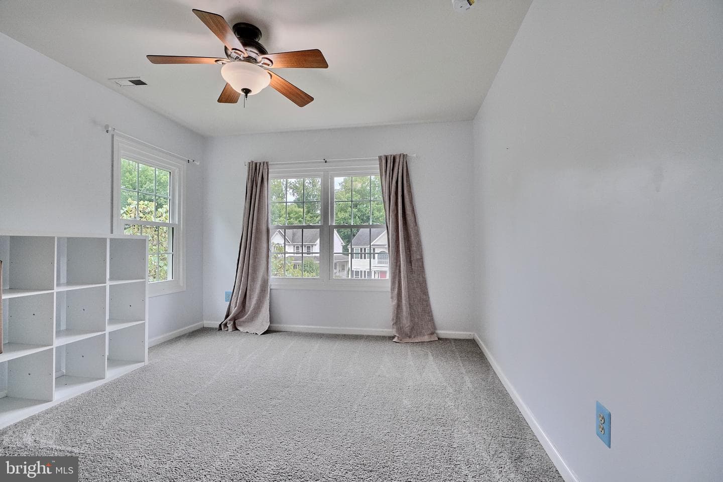 4302 Foxglove Court photo 31