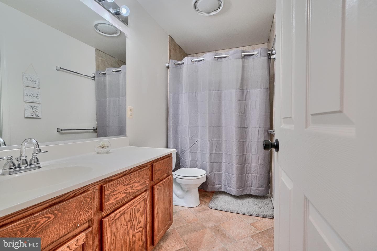 4302 Foxglove Court photo 34