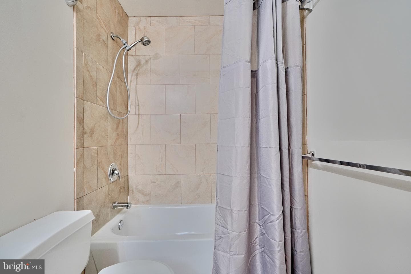 4302 Foxglove Court photo 36