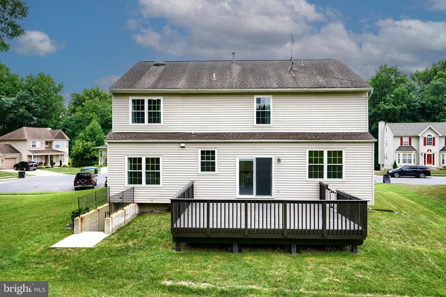 4302 Foxglove Court photo 42