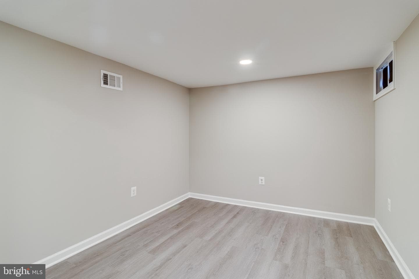 603 Chapel Terrace photo 30