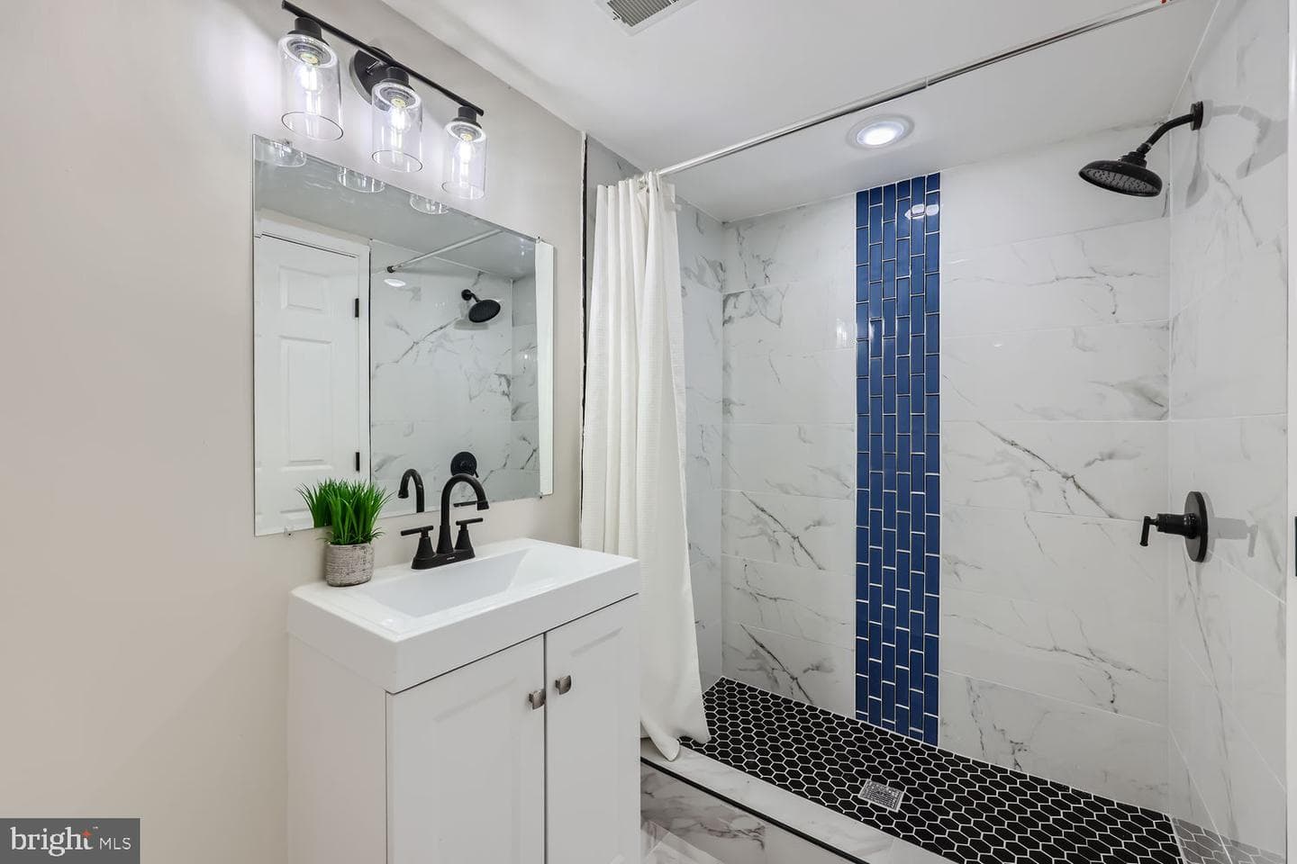 611 Lewis Street photo 22