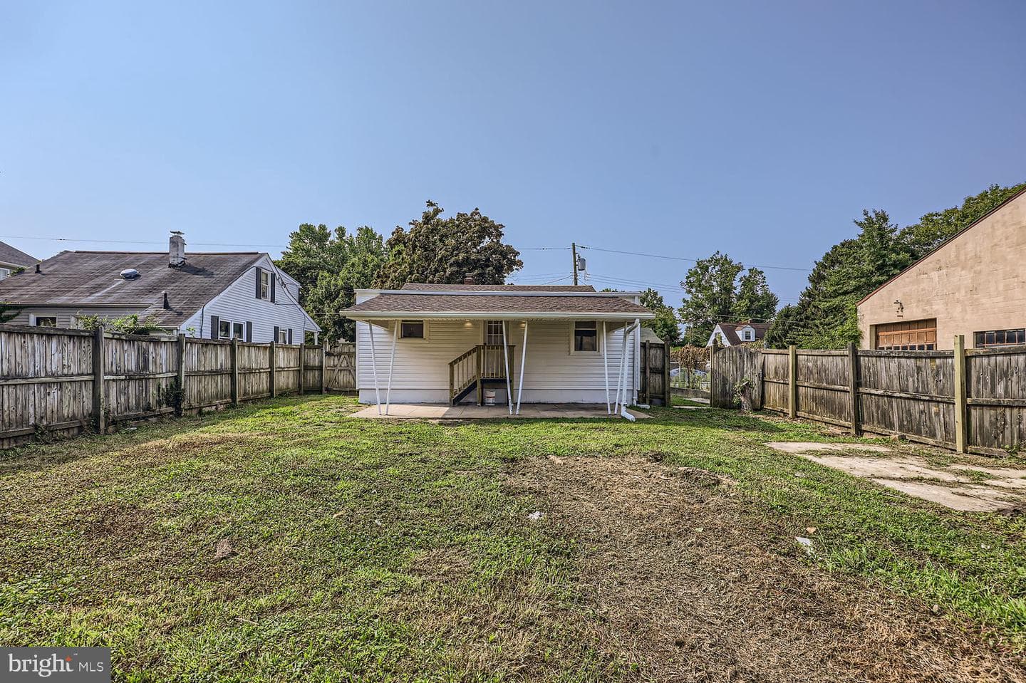 611 Lewis Street photo 23