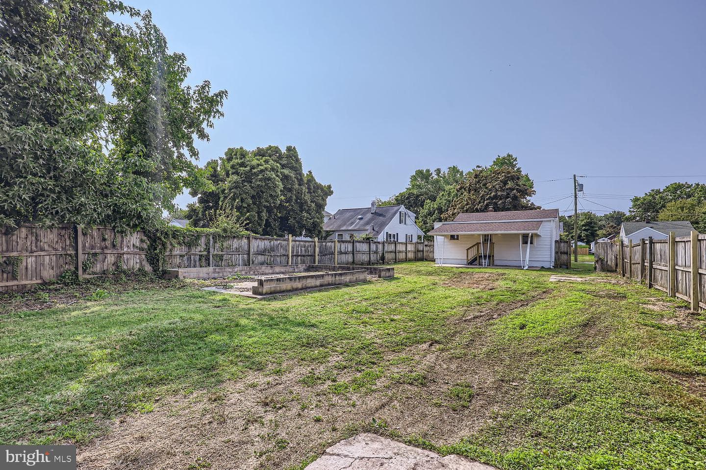 611 Lewis Street photo 24