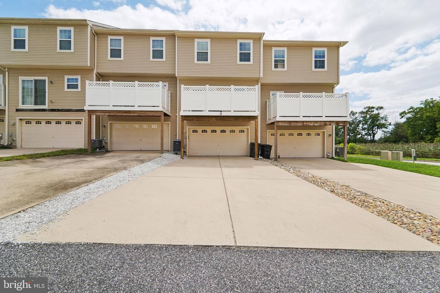 803 Wingsail Court photo 25