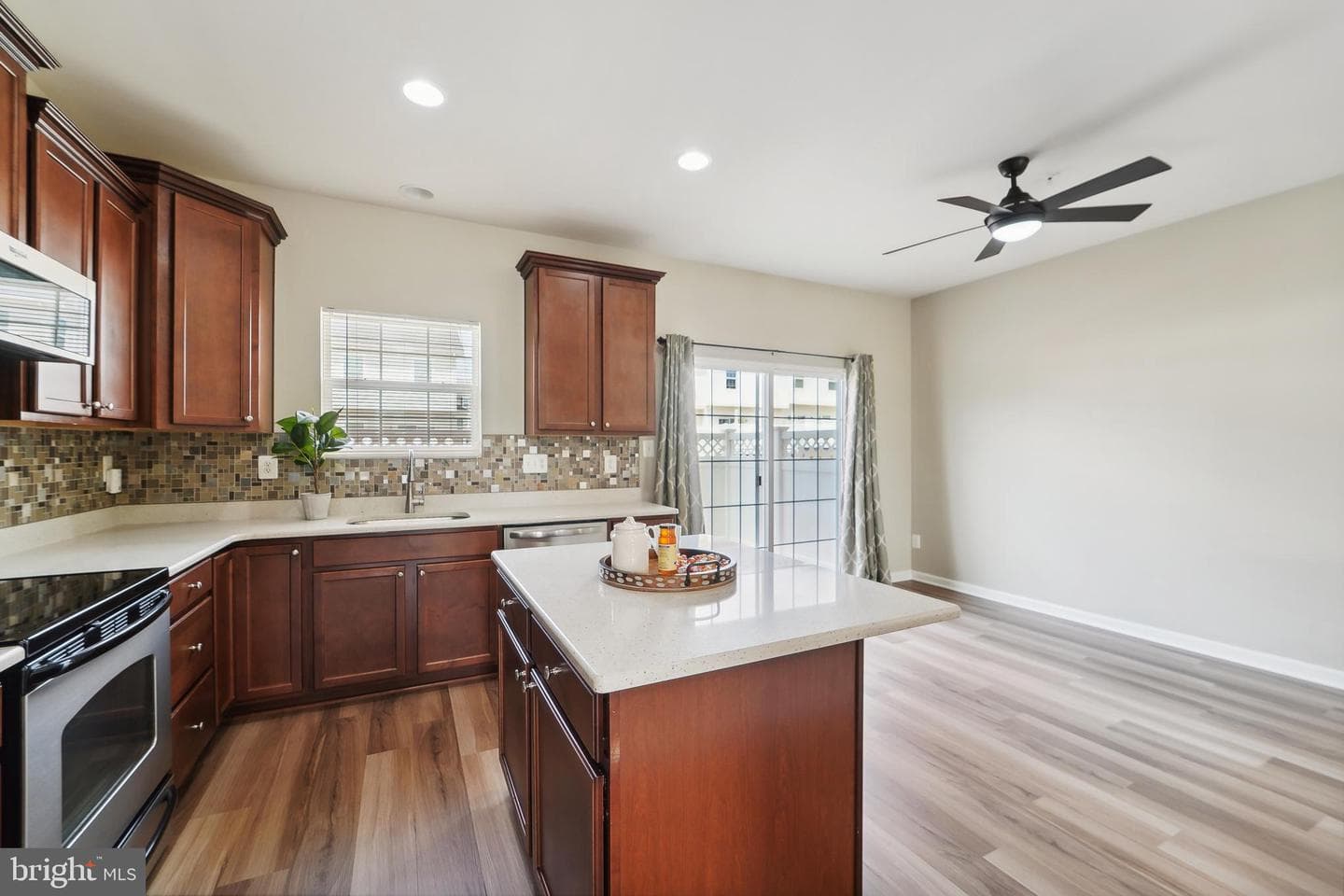 803 Wingsail Court photo 5