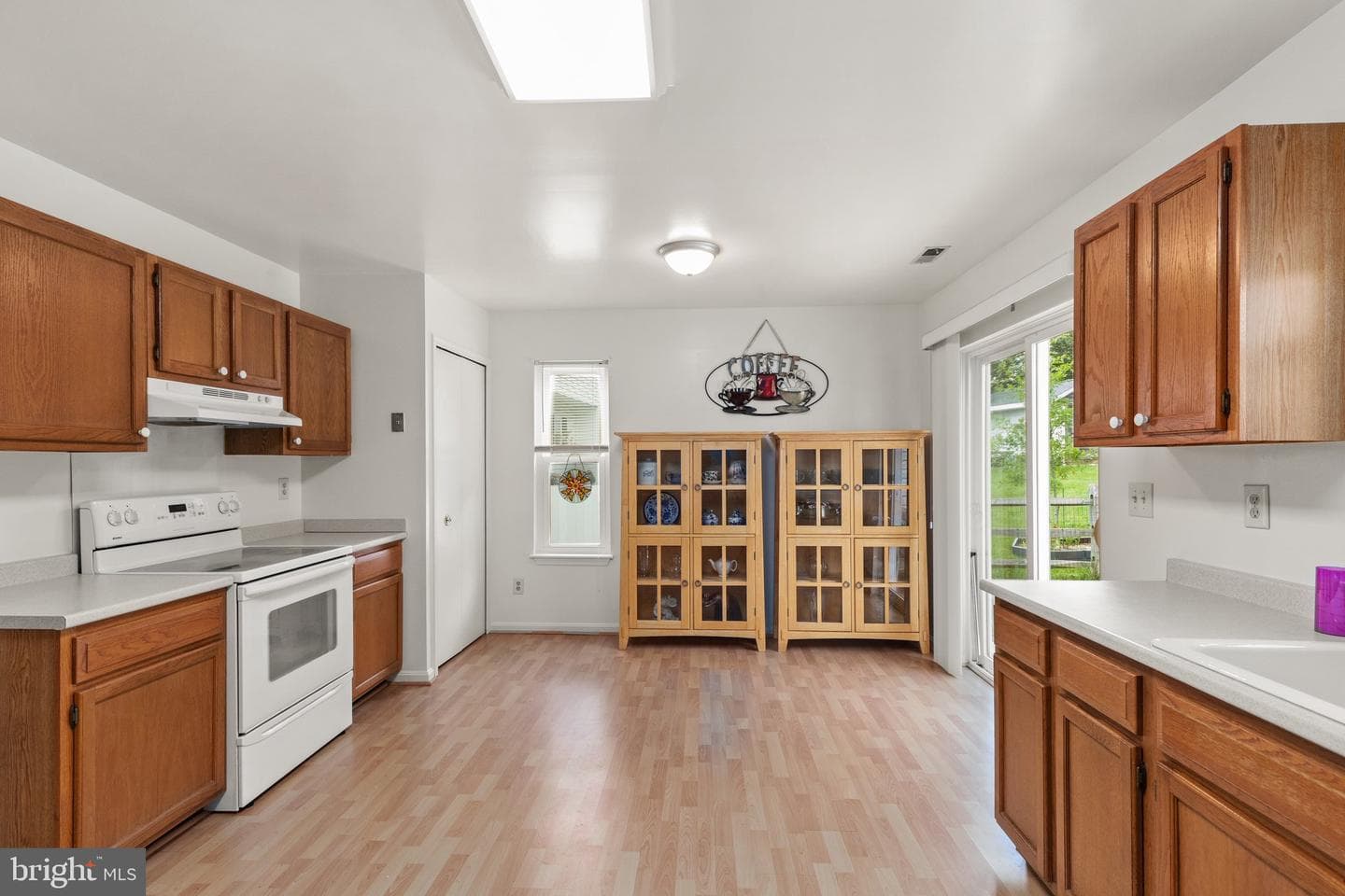 410 Denton Way photo 10