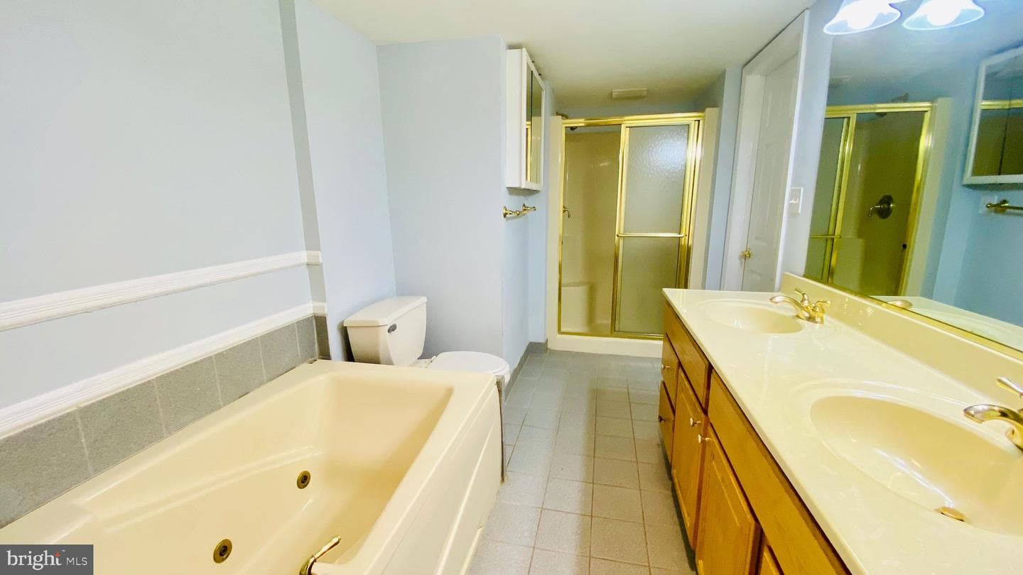 109 Ravenswood Court photo 16