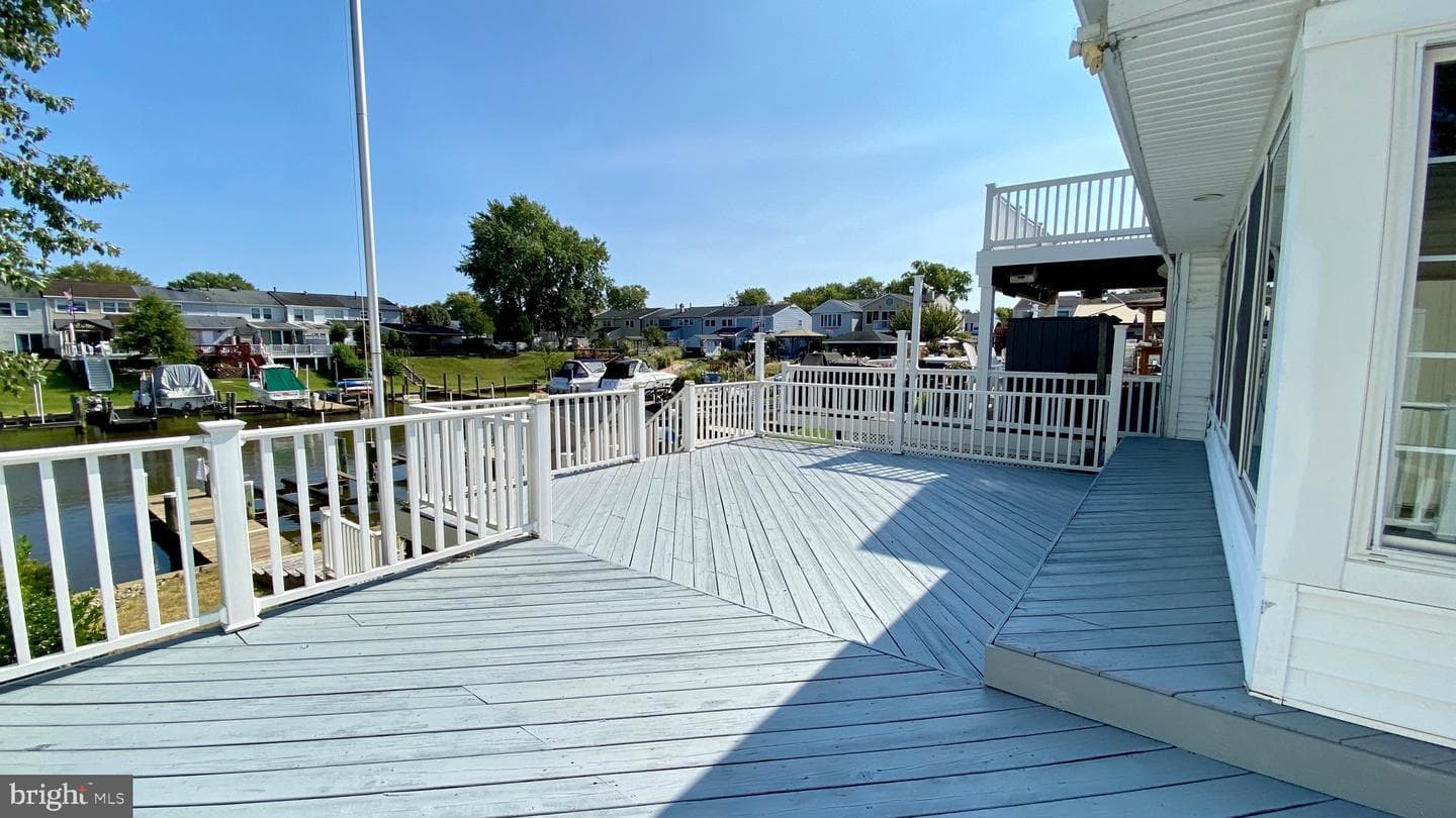 109 Ravenswood Court photo 19