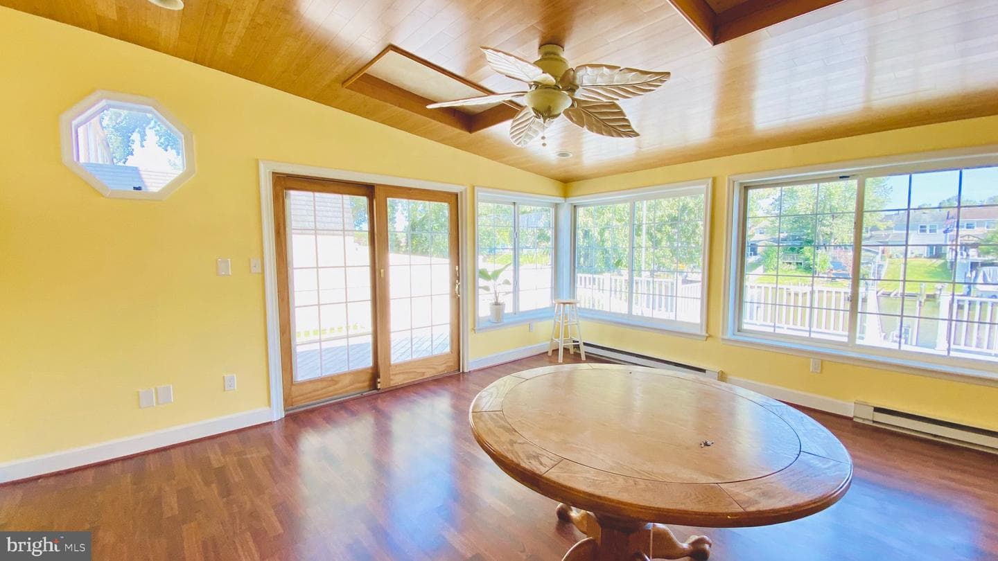 109 Ravenswood Court photo 6
