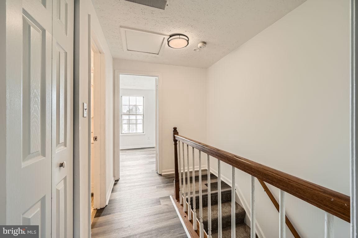127 Laurel Valley Court photo 20