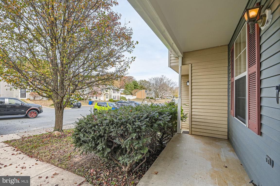 127 Laurel Valley Court photo 4