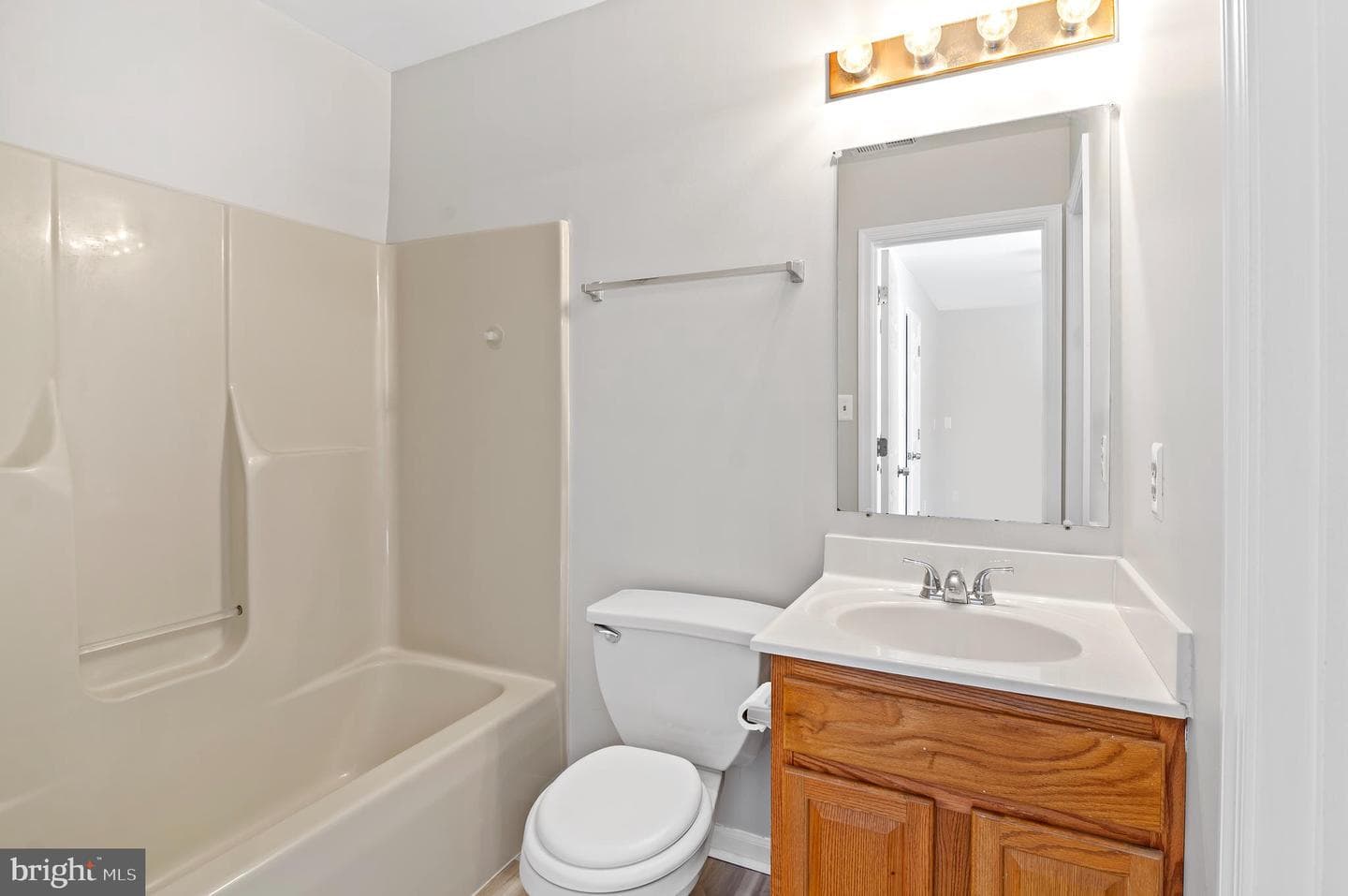 1322 Agora Place photo 16