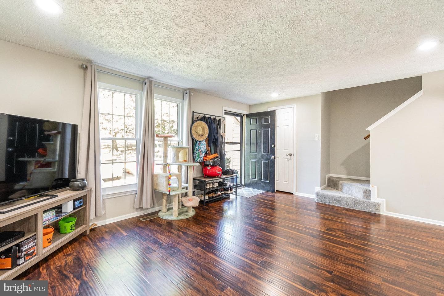 203 Ellerslie Court photo 6