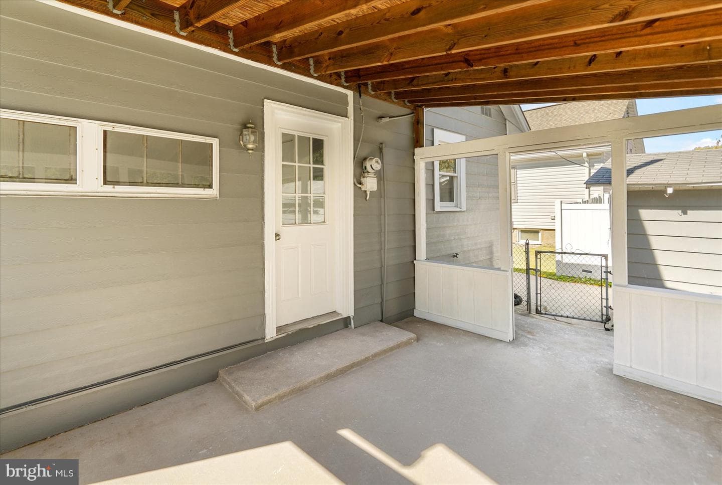 101 Oak Street photo 32