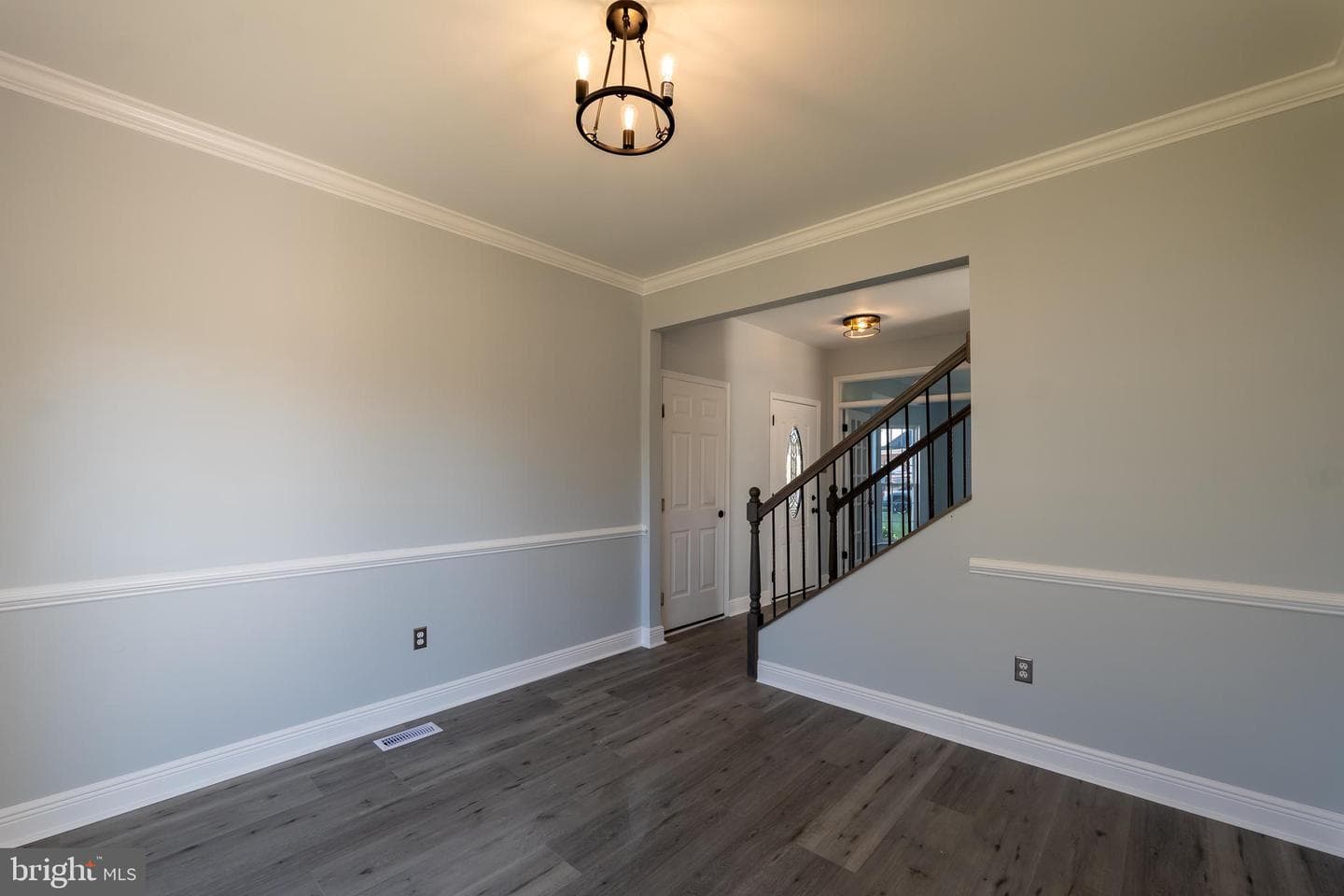 306 Caspian Court photo 10