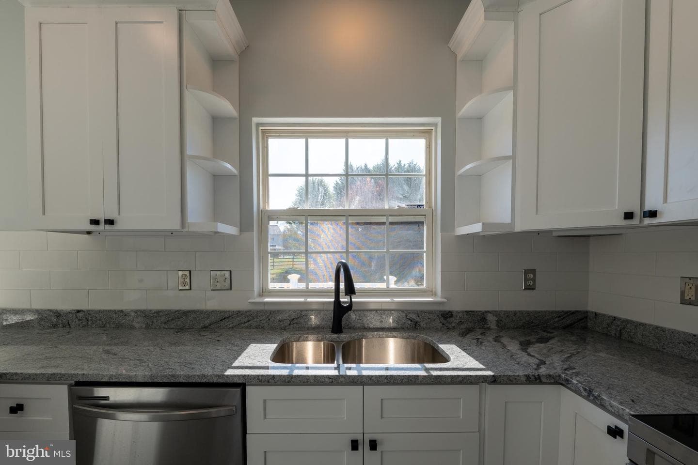 306 Caspian Court photo 14