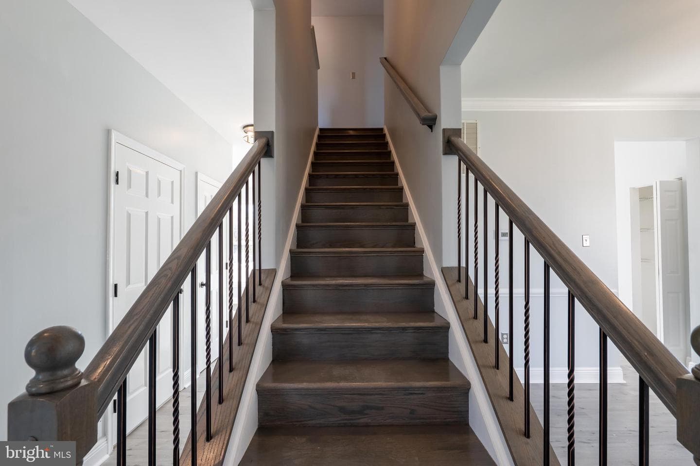 306 Caspian Court photo 20