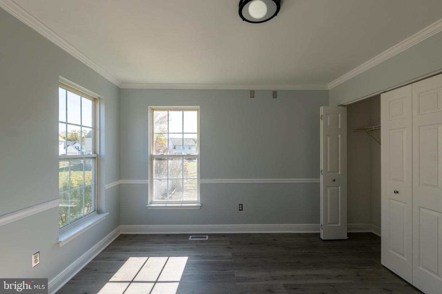306 Caspian Court photo 32