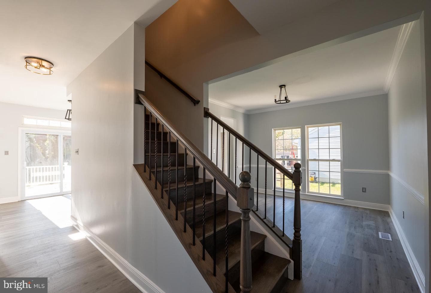 306 Caspian Court photo 7