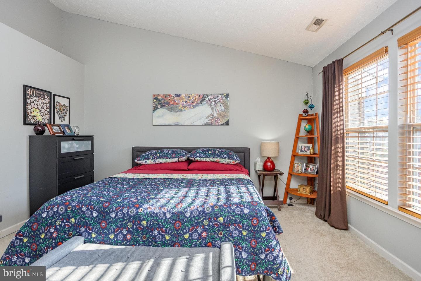 323 Kestrel Drive photo 16