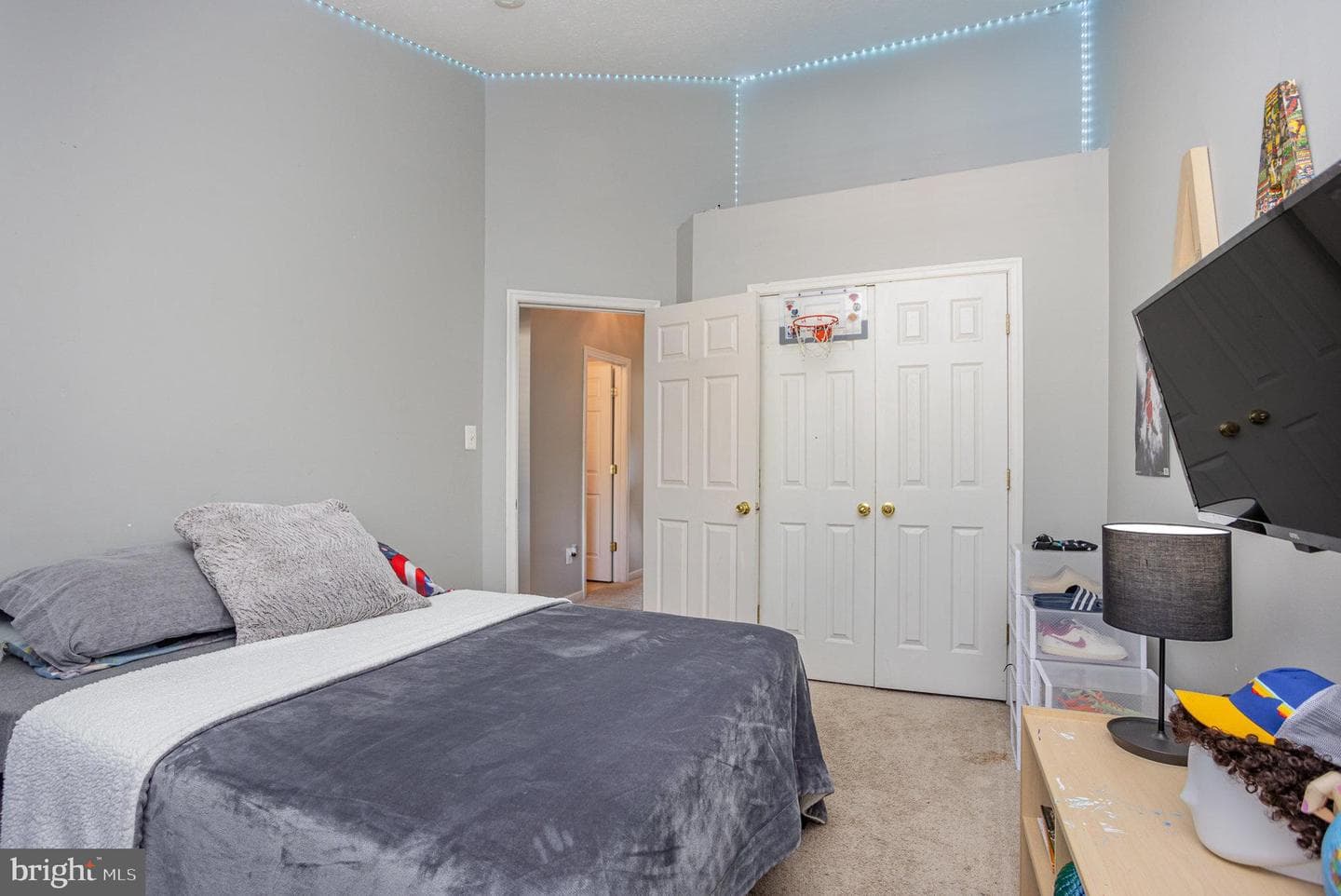 323 Kestrel Drive photo 21