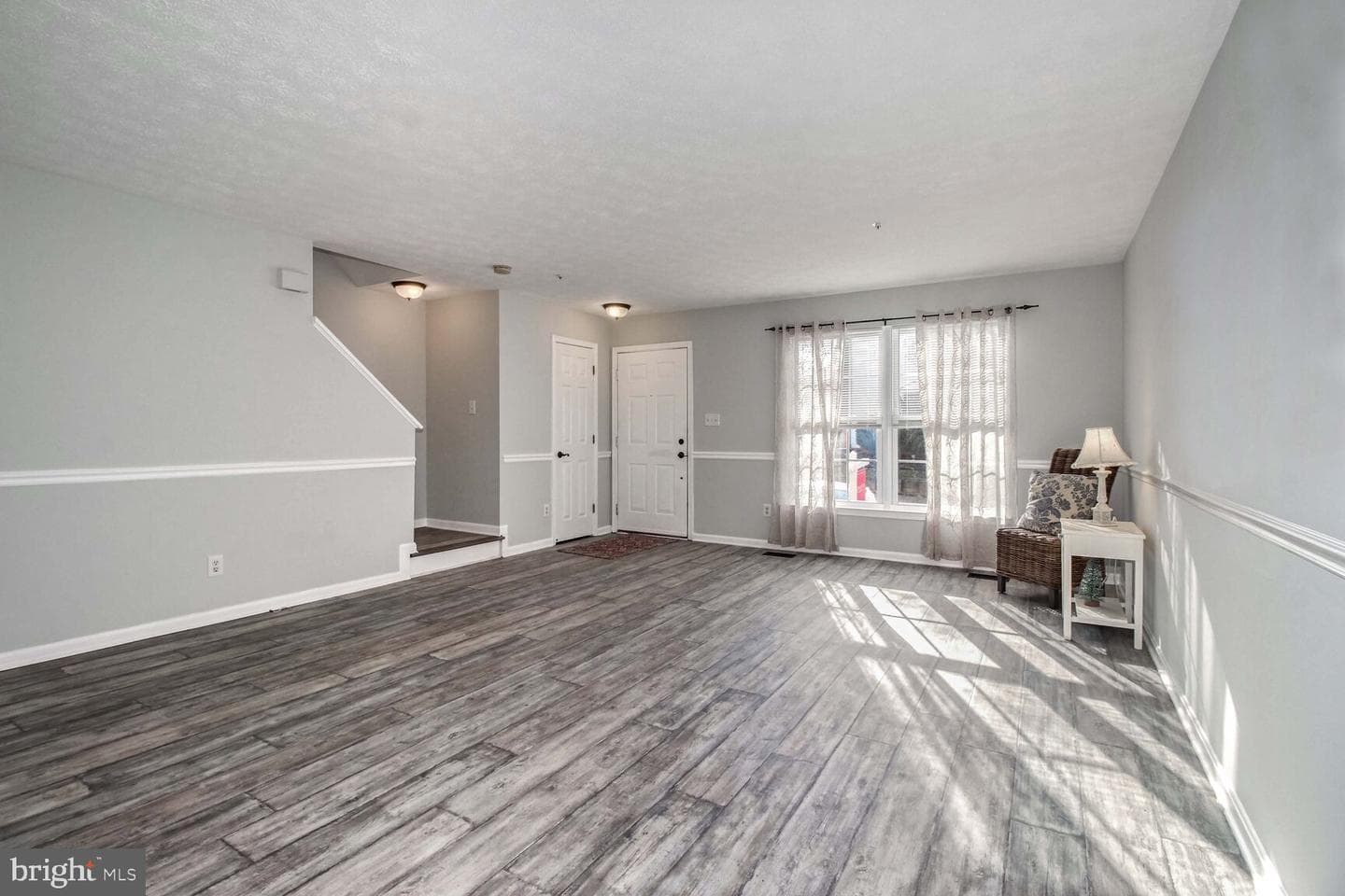 629 Stone Mill Court photo 4
