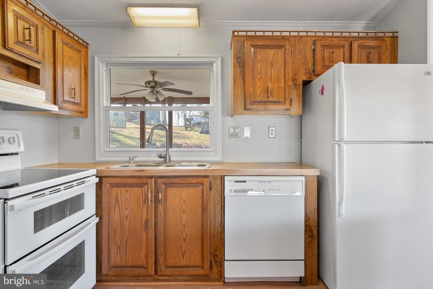 3960 Ady Road photo 6