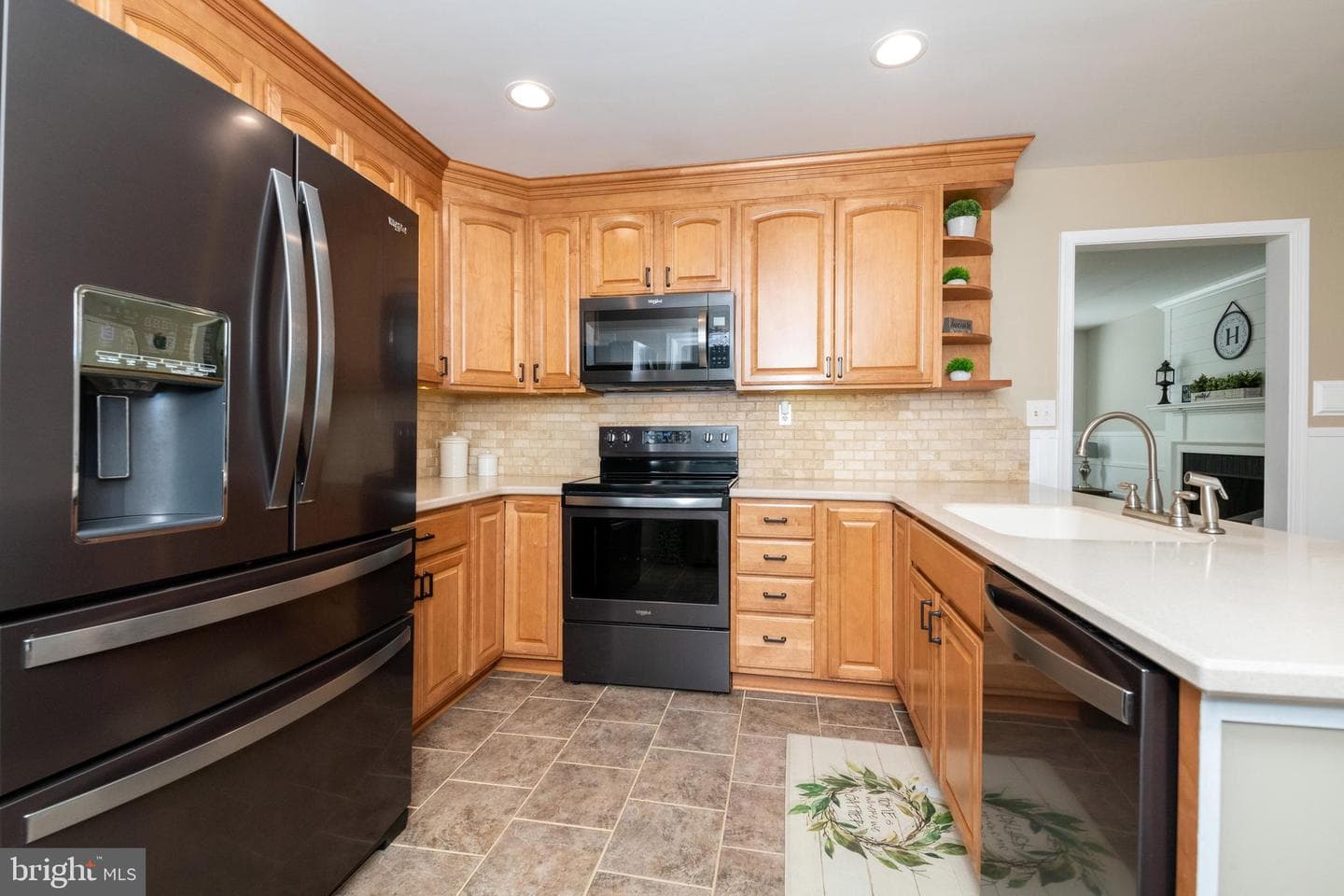 220 E Belcrest Road photo 13
