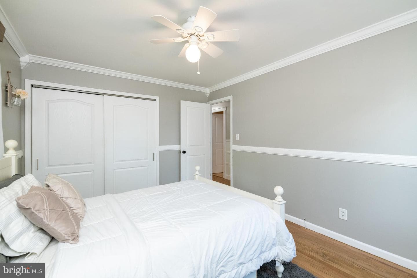 220 E Belcrest Road photo 22