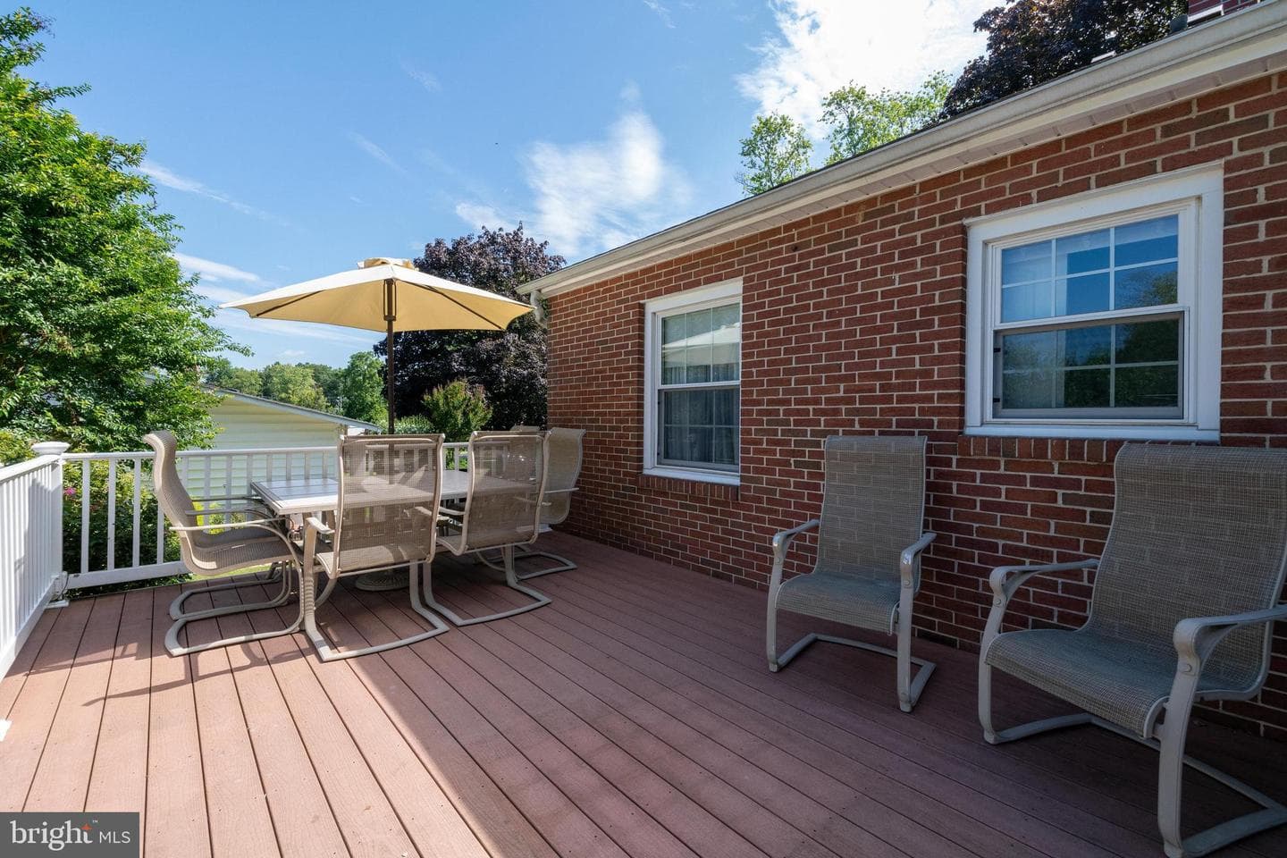 220 E Belcrest Road photo 40