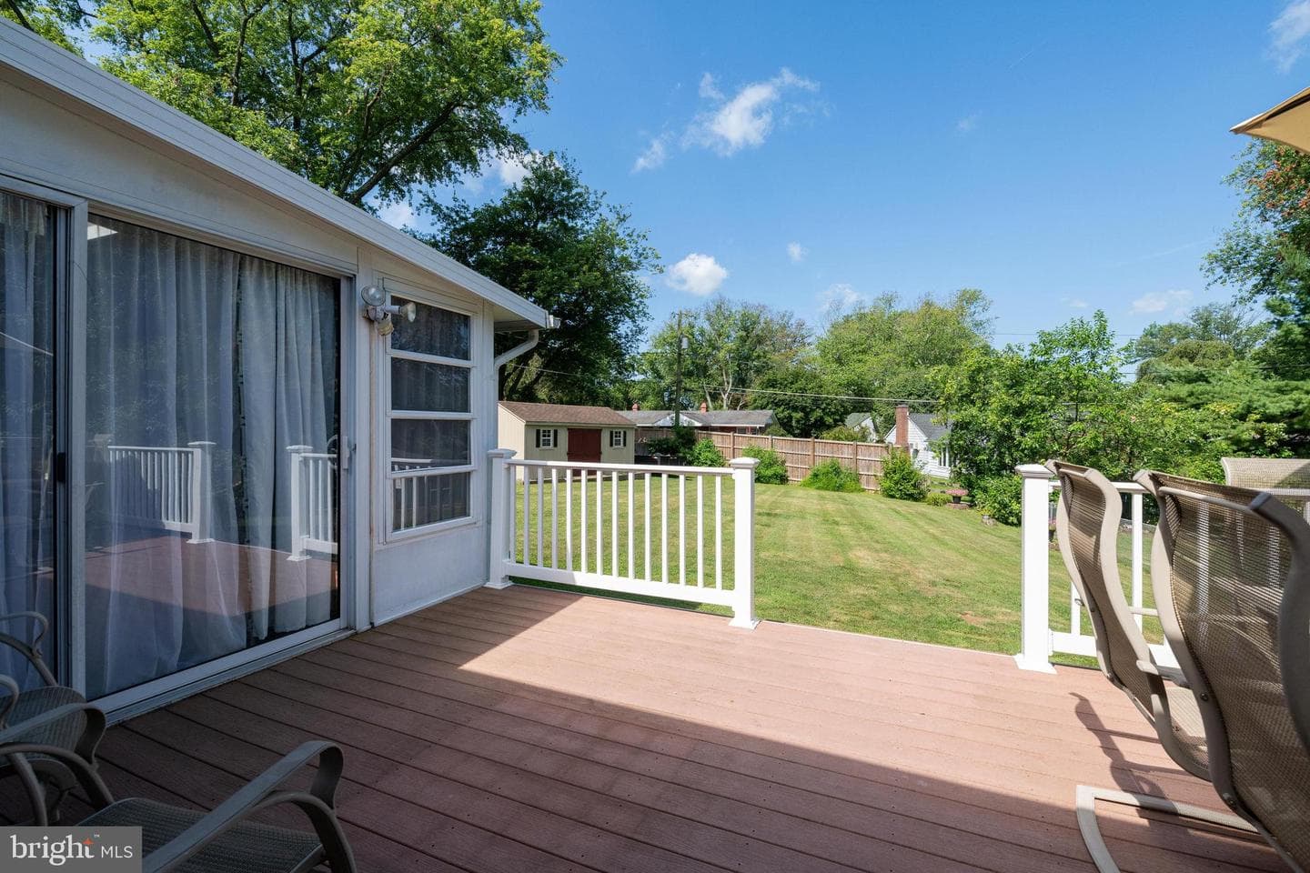 220 E Belcrest Road photo 41