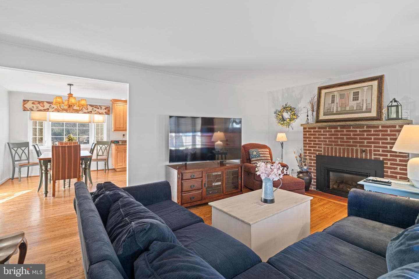 128 N Lynbrook Road photo 18