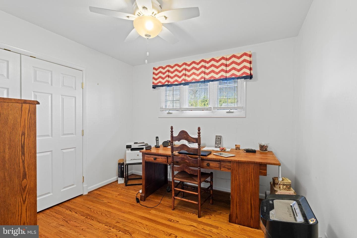 128 N Lynbrook Road photo 32