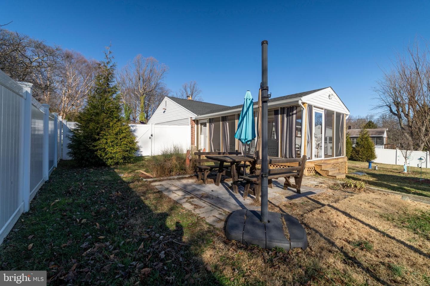 128 N Lynbrook Road photo 36