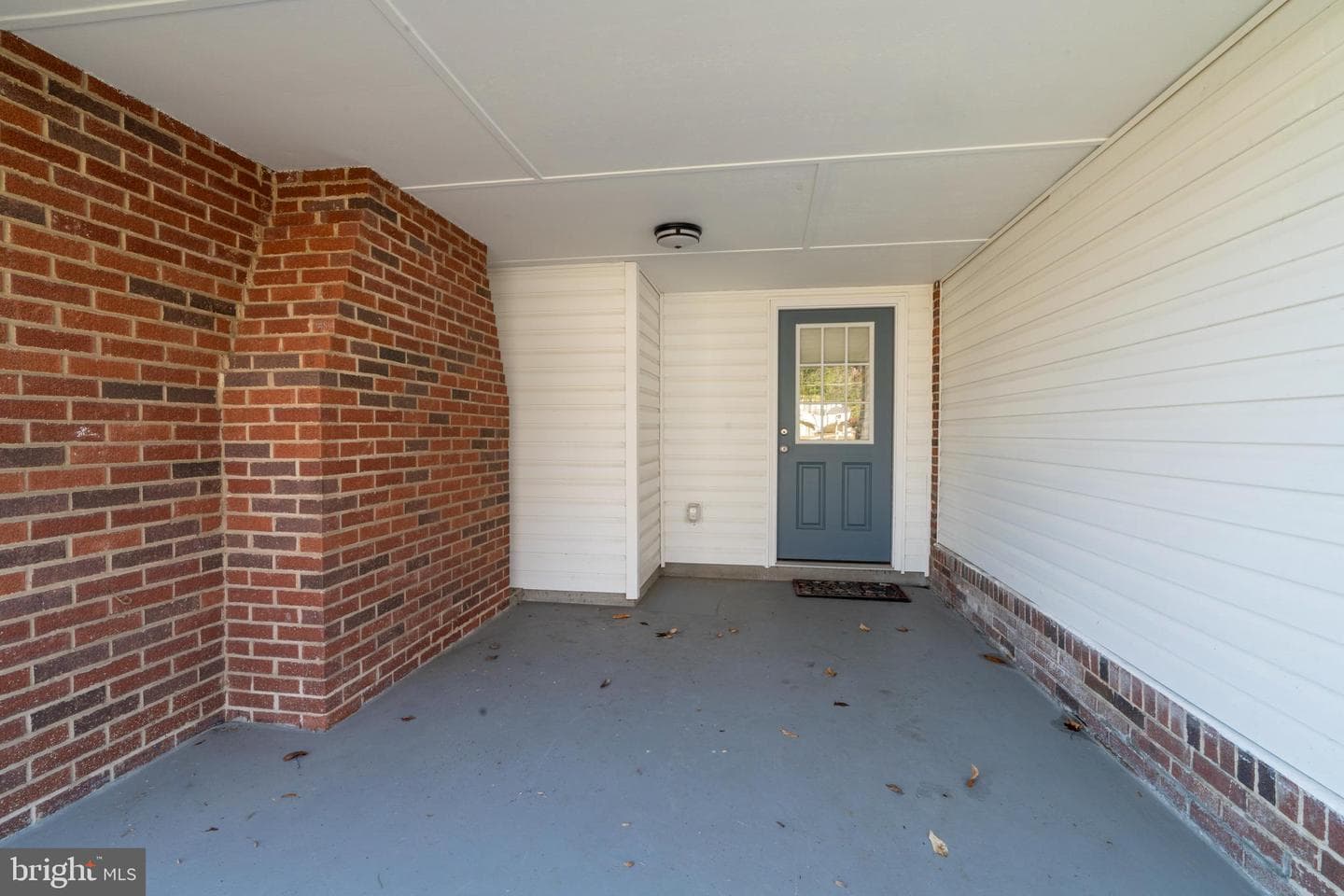 128 N Lynbrook Road photo 4