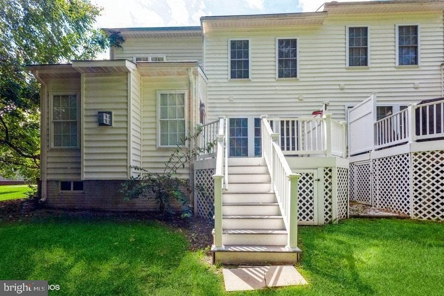 209 Prescott Court photo 15