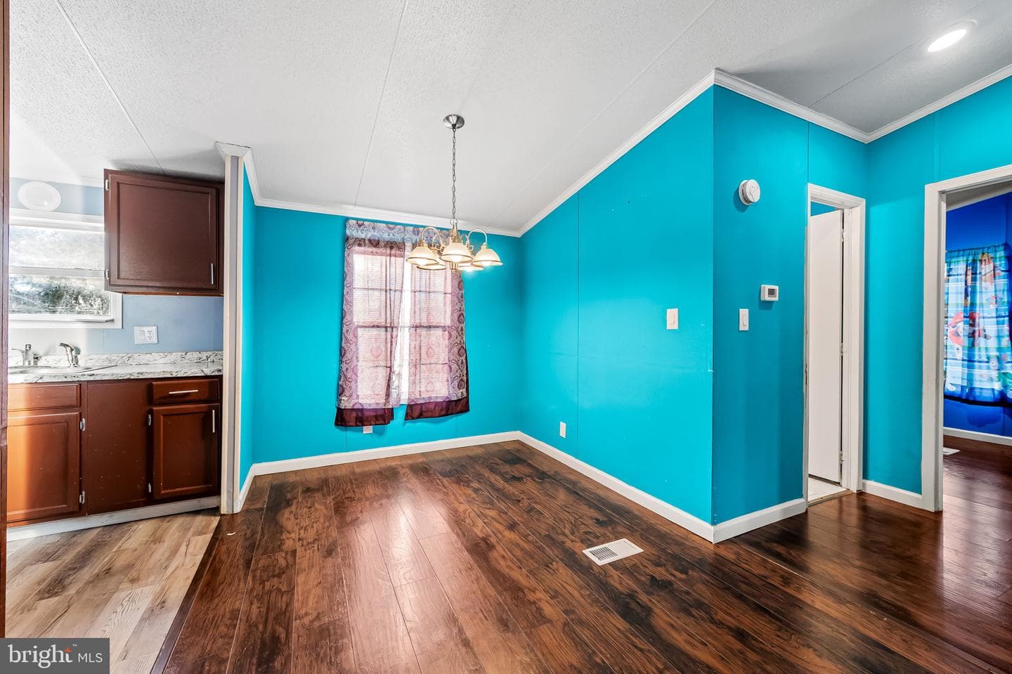 52 Lewis Drive photo 10