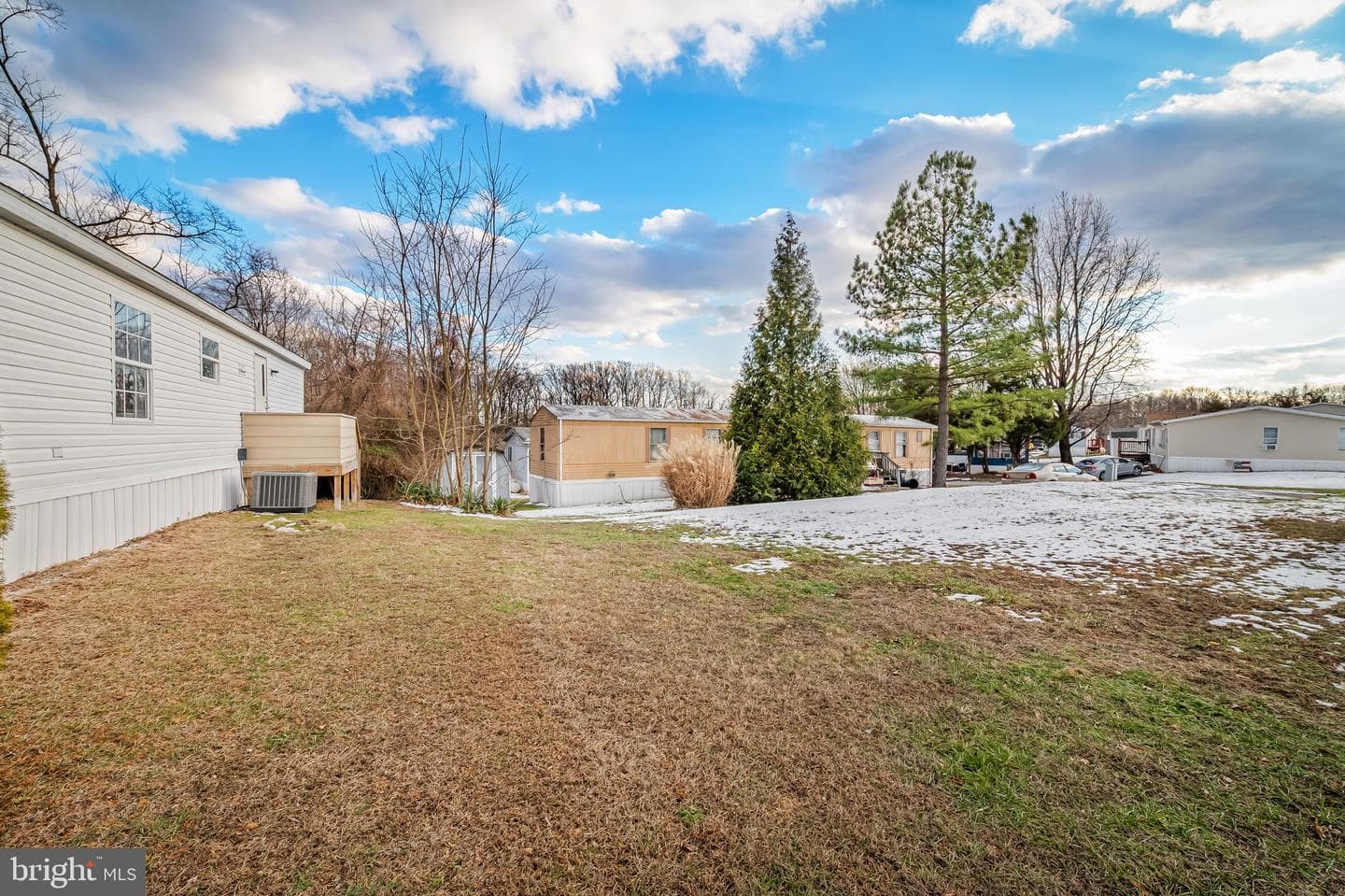 52 Lewis Drive photo 26