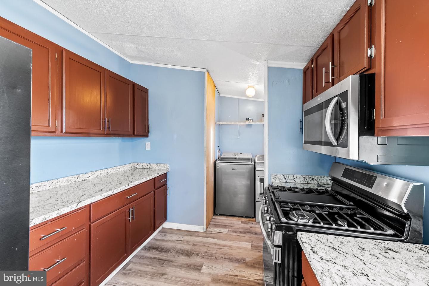 52 Lewis Drive photo 6