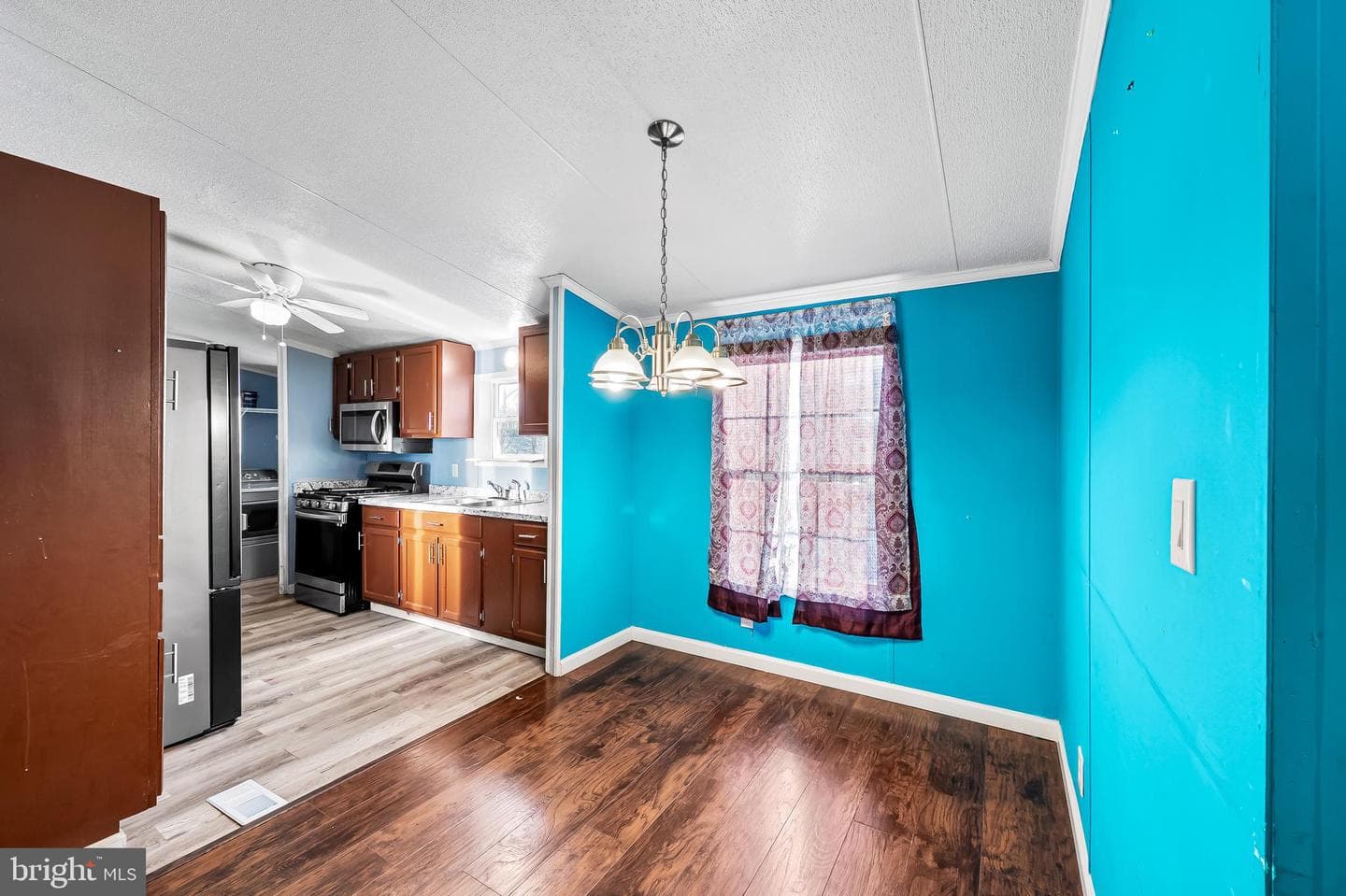 52 Lewis Drive photo 9