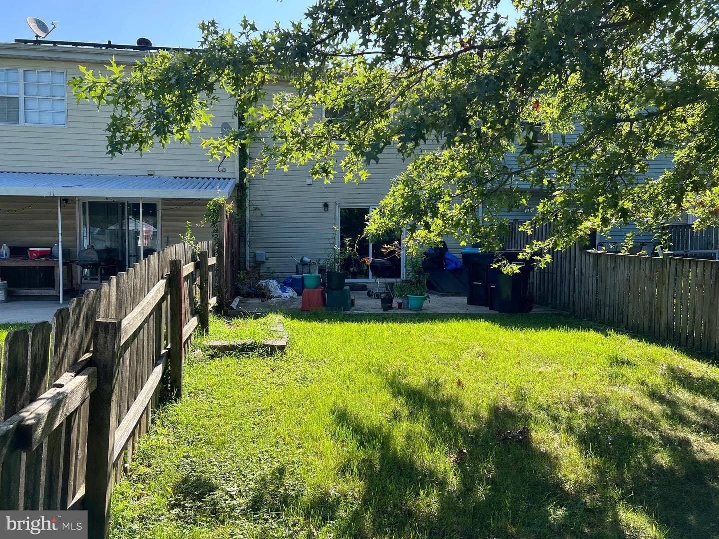 575 Jamestown Court photo 3
