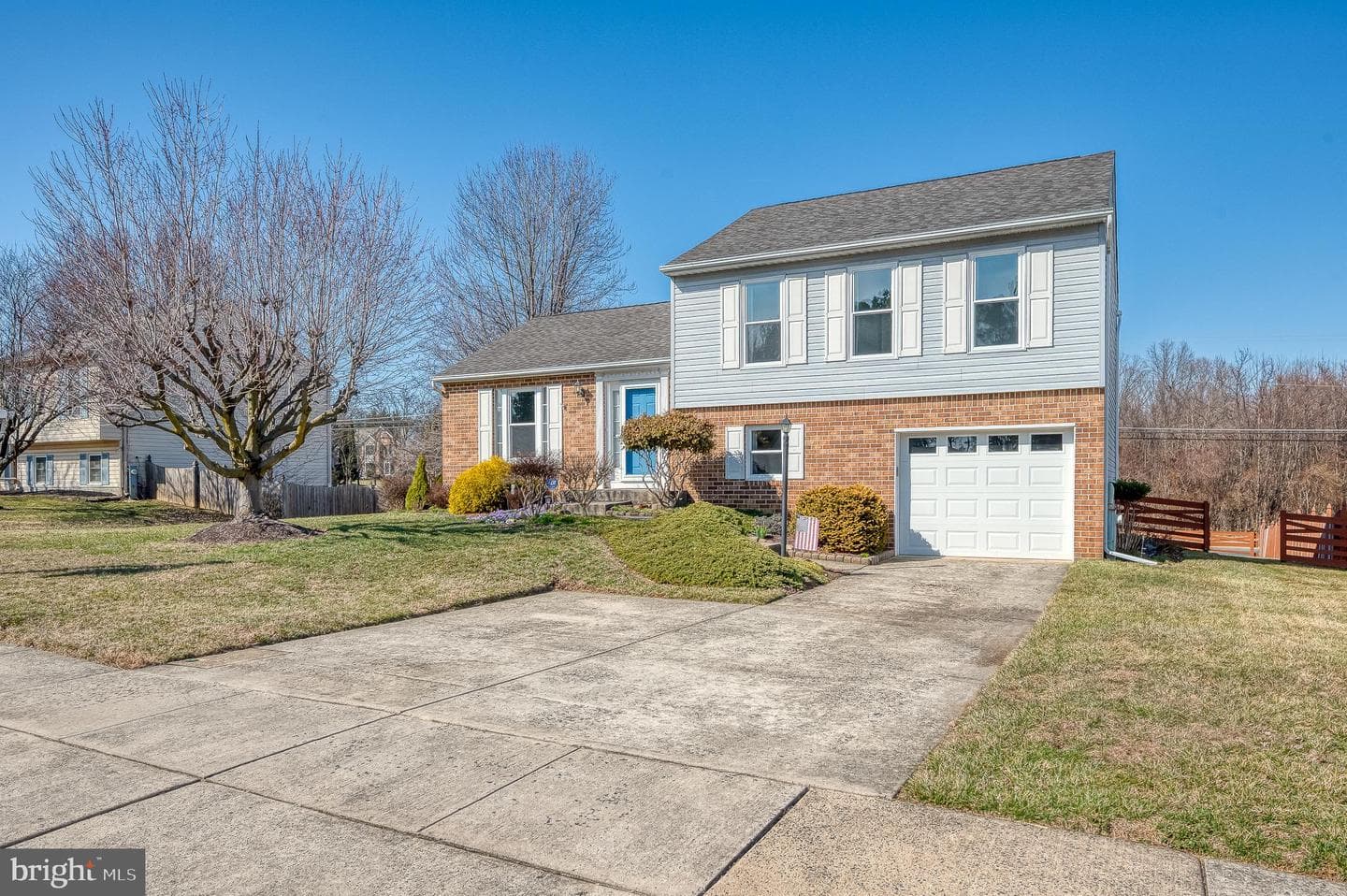 802 Eastridge Road photo 4