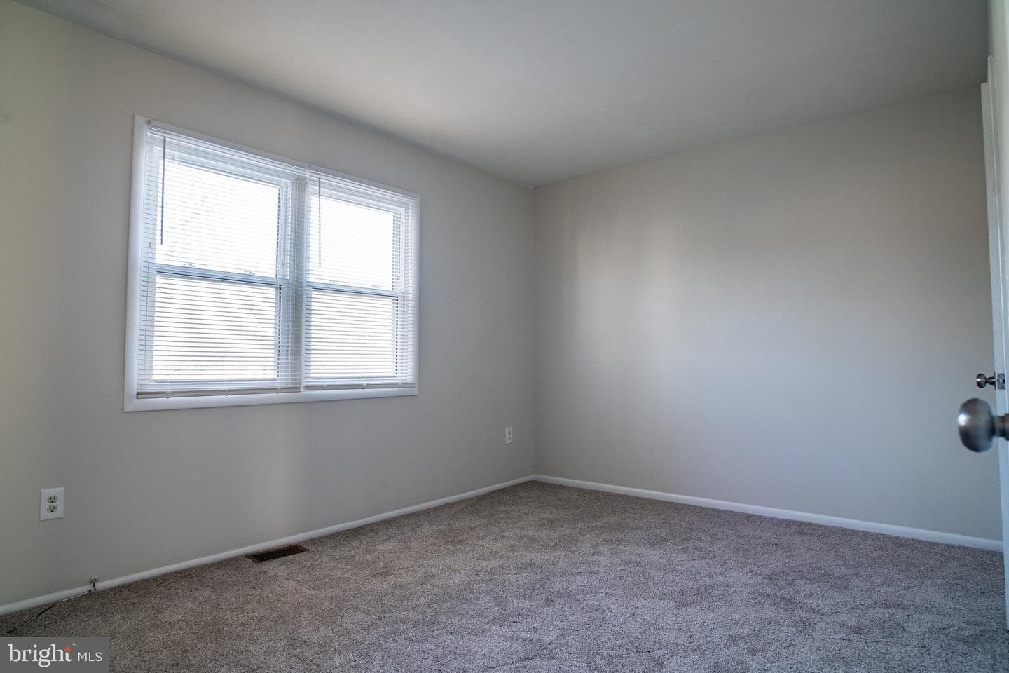 1885 Brookside Drive photo 13