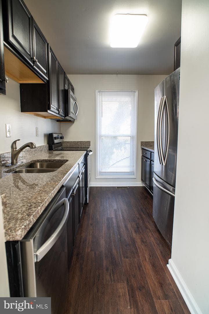1885 Brookside Drive photo 7
