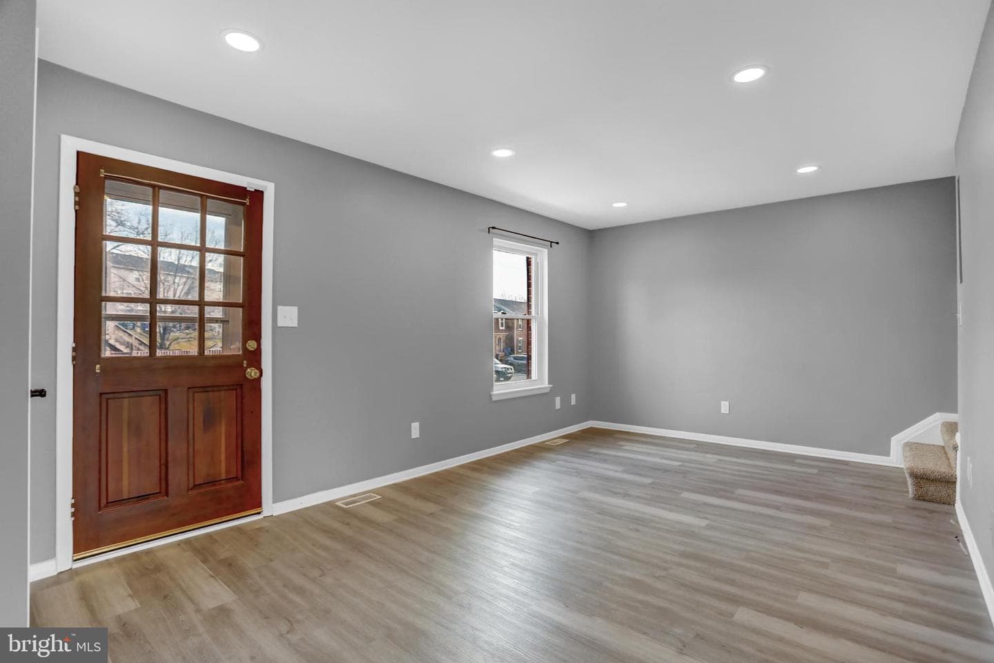 3642 Marpat Drive photo 2