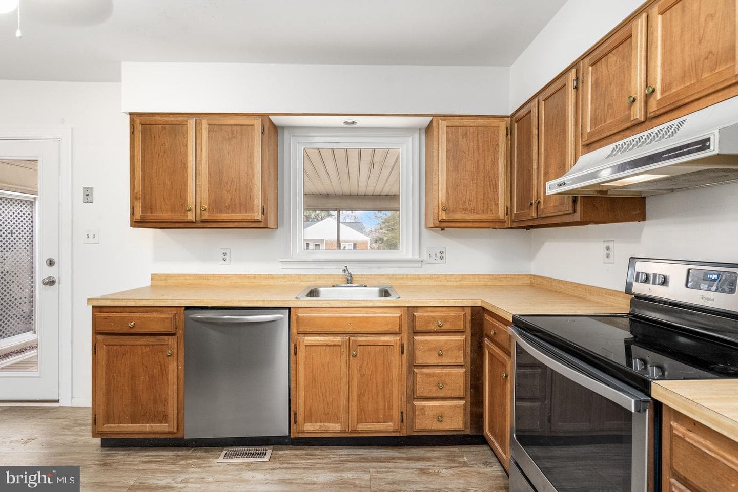 322 Harlan Square #a-2 photo 12