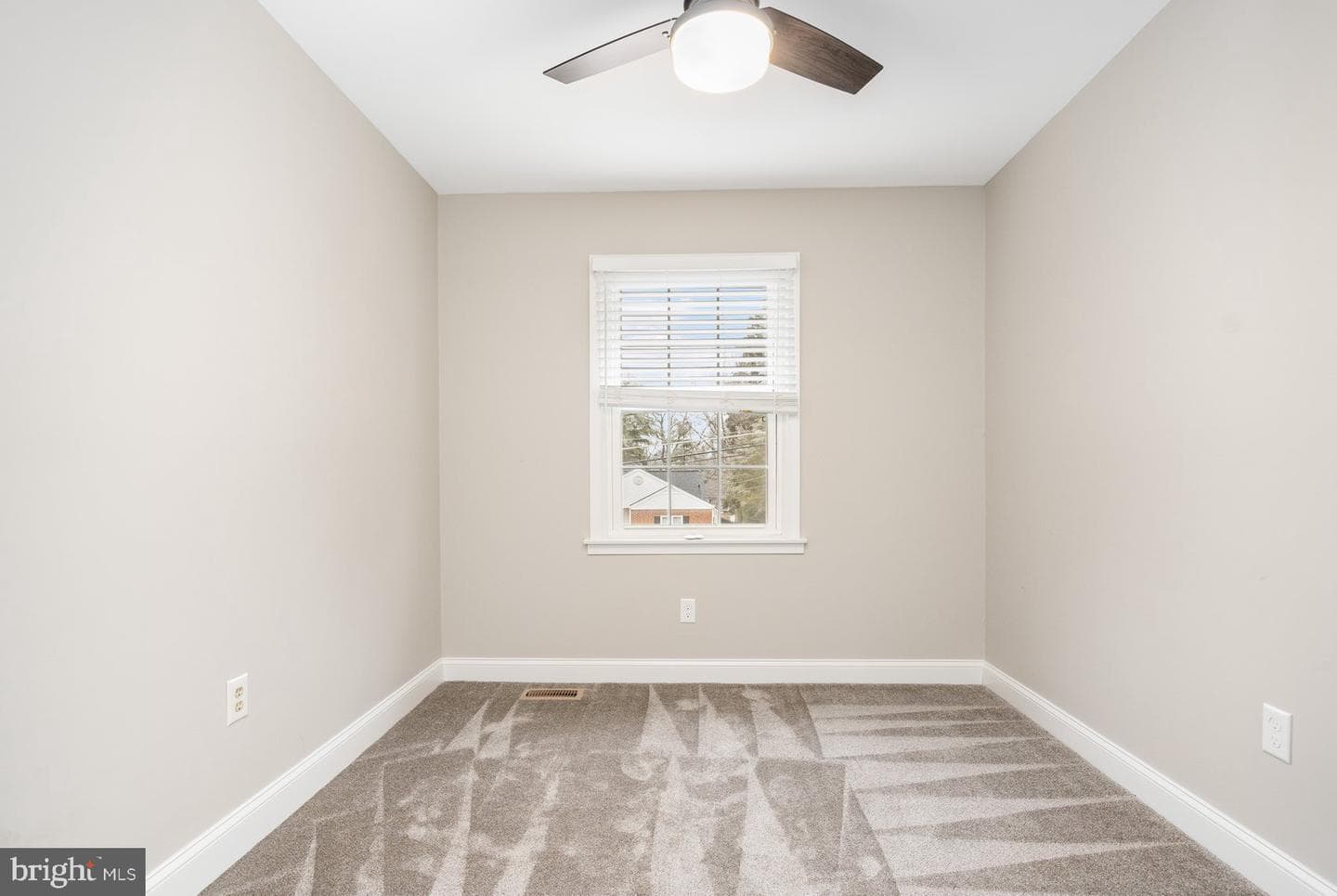 322 Harlan Square #a-2 photo 18